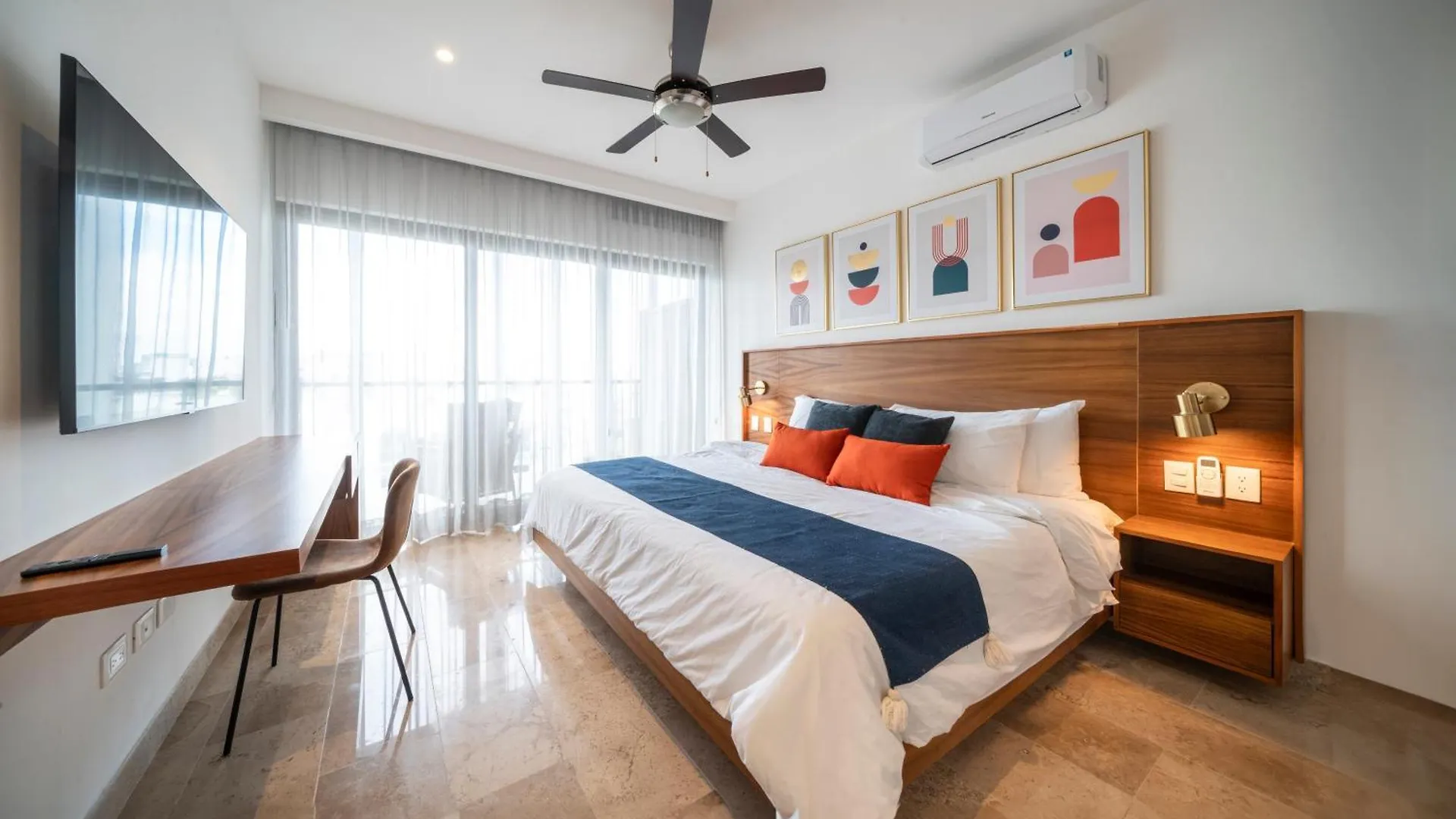 Serenada Playa del Carmen Hotel apartamentowy