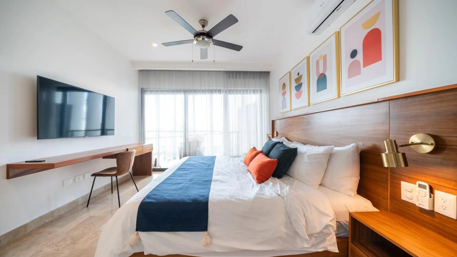 Serenada Playa del Carmen Hotel apartamentowy