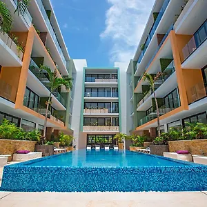 Klr The Apartahotel