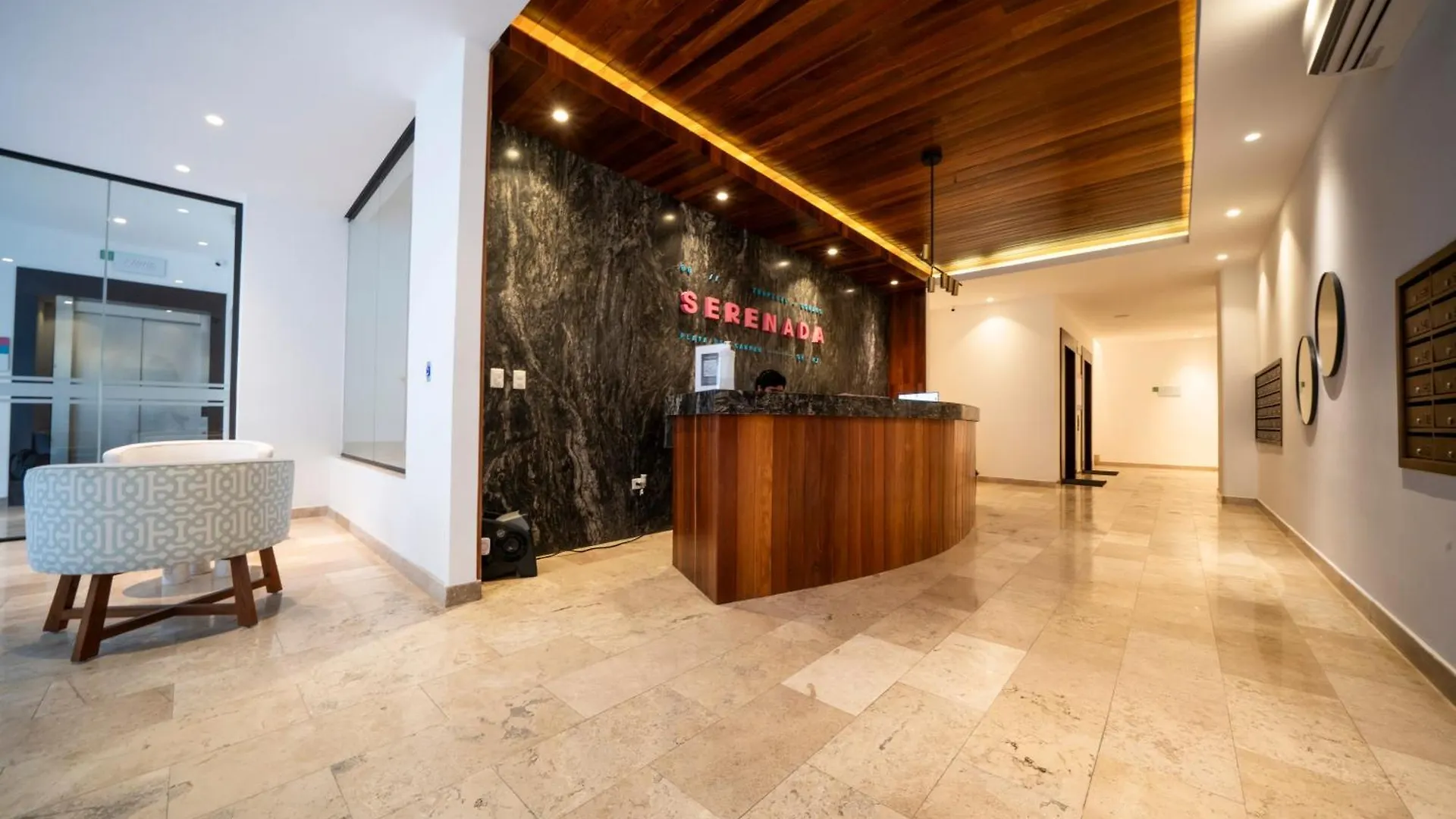 Apartahotel Serenada Playa del Carmen